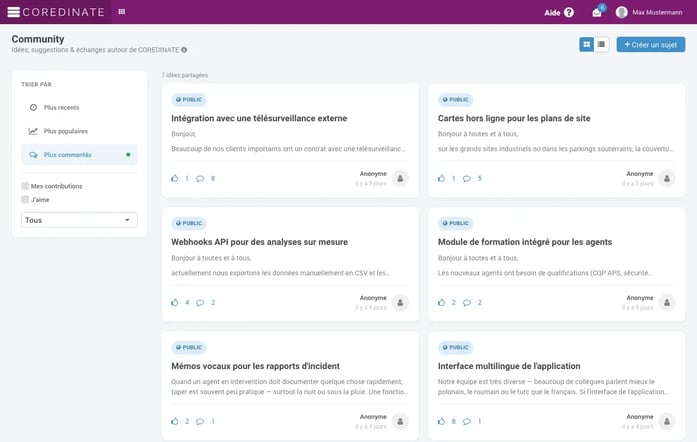 Portail communautaire avec liste de propositions de fonctionnalités filtrables par statut et votes