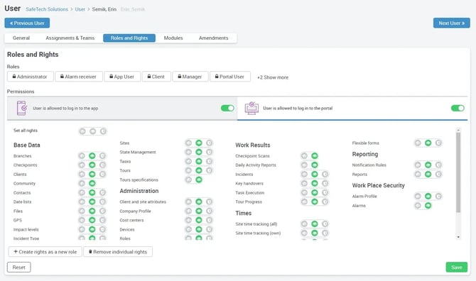 How_do_I_assign_rights_to_a_user_through_predefined_roles_EN_14