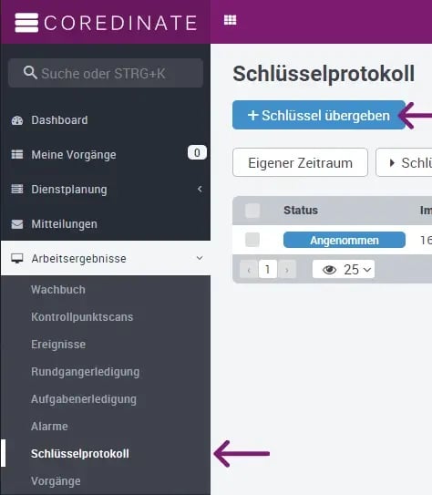 Schluessel_im_Portal_uebergeben_DE_03