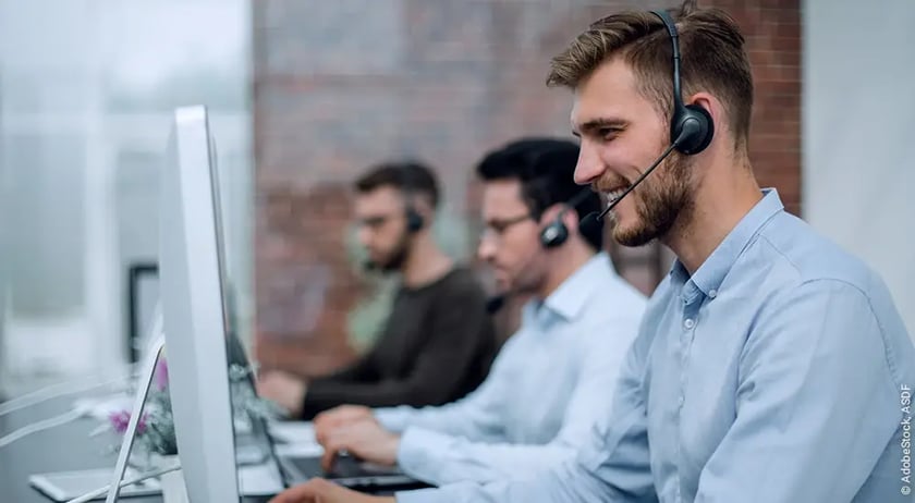 شركة أمنية، دعم، موظف، مكالمة هاتفية، حماية الممتلكات، SAAS، توثيق